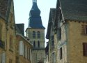 Séjourner à Sarlat : louez un chalet en bois pour le côté nature !